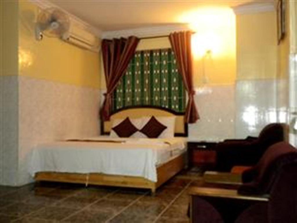 Golden Boat Guesthouse Phnom-Penh Buitenkant foto