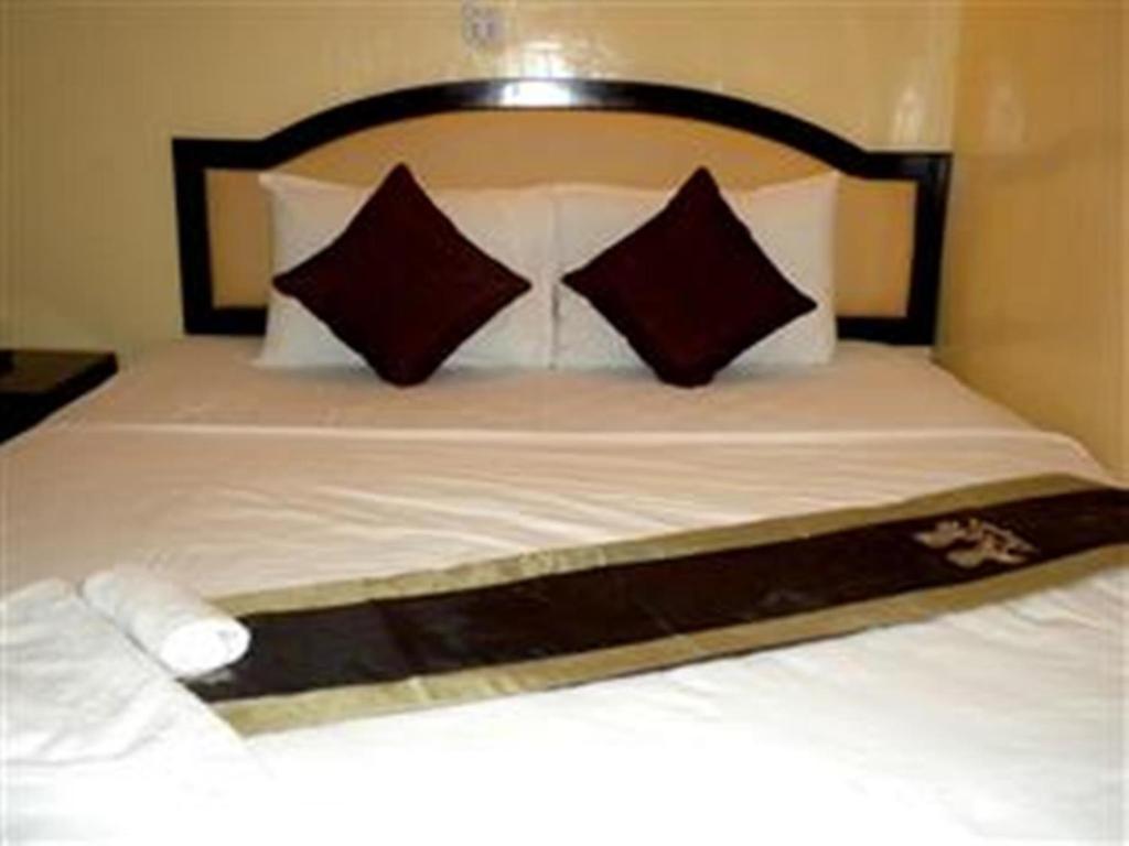 Golden Boat Guesthouse Phnom-Penh Buitenkant foto